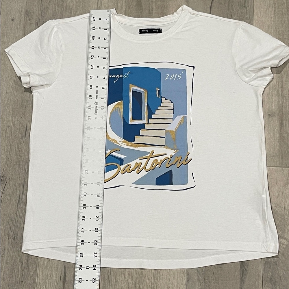 Sinsay Santorini White Tee with Blue and Gold Graphic Size S 100% cotton - Picture 2 of 5